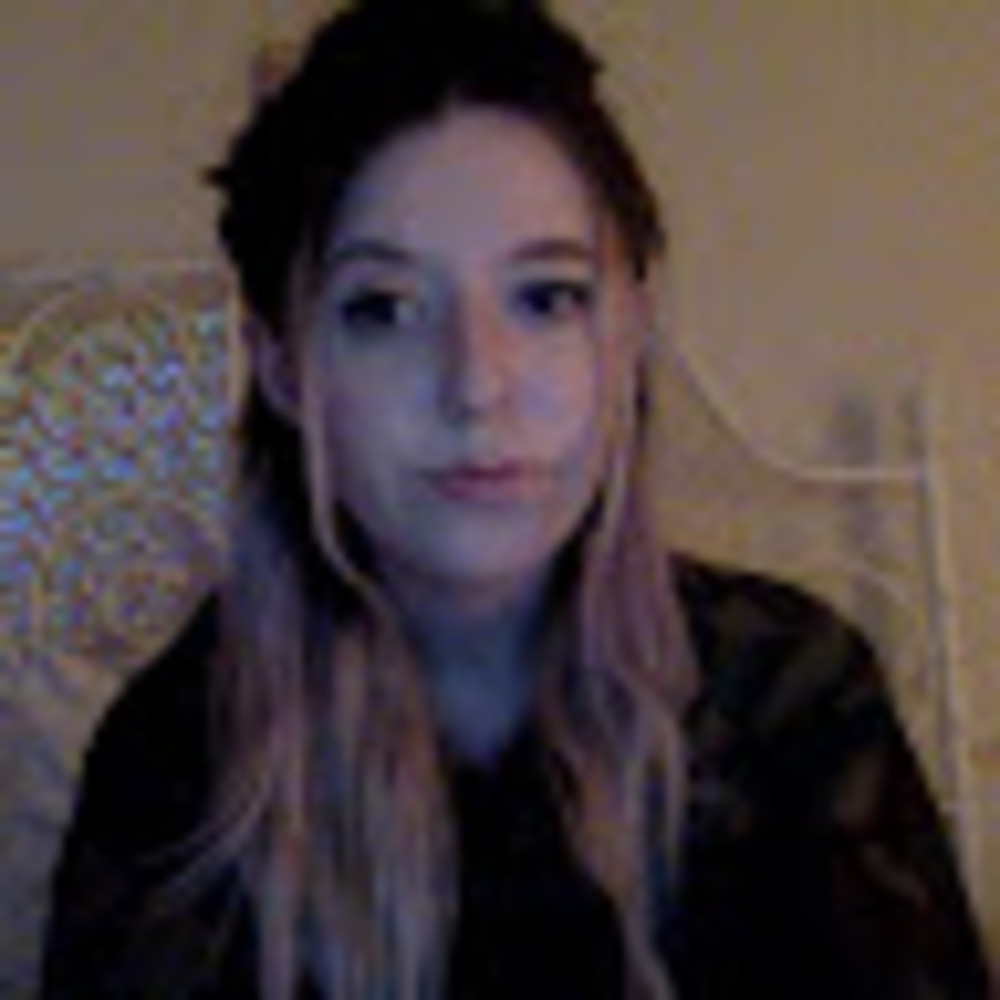 Meet your Posher, Carolyn